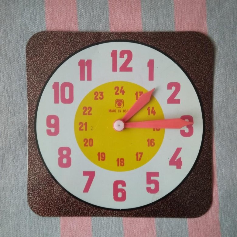 Картонные часы. Часы из картона. Модель часов. Модель часов из картона. Часы из картона в школу.