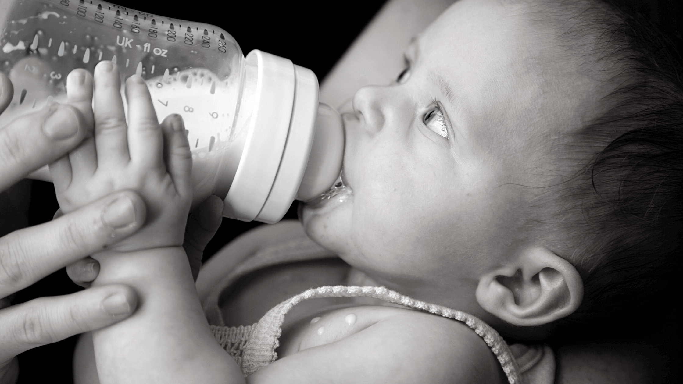 Новорожденный сколько ест грудное молоко